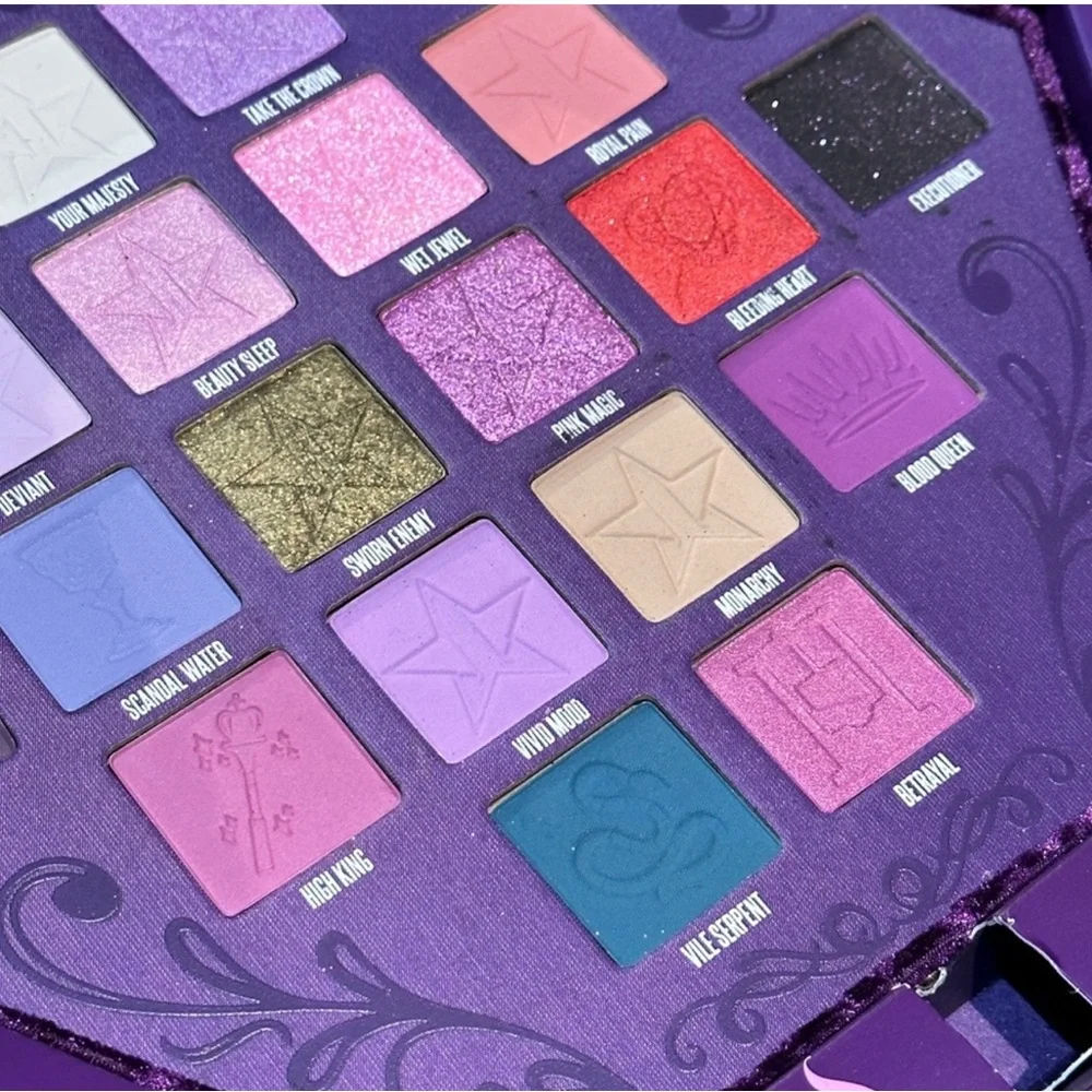 Jeffree Star Blood Lust Palette - BNIB